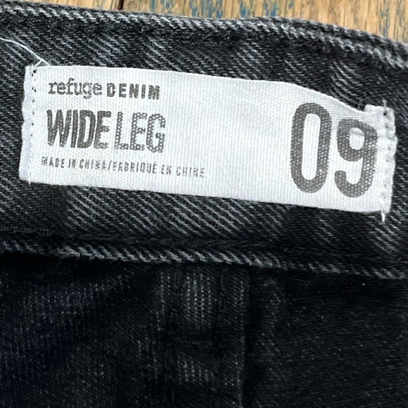 Refuge Wide Leg Distressed Black Jeans – Size 9 - Picture 2 of 7